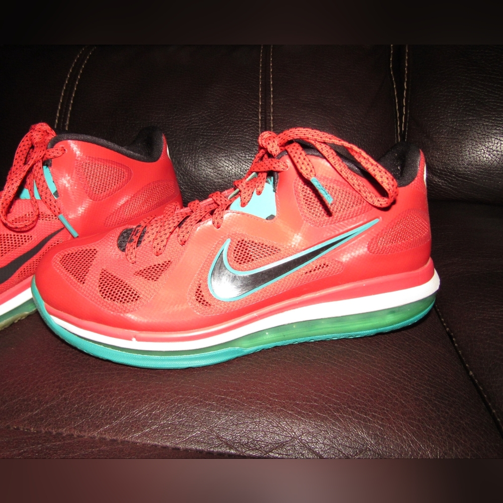 Nike Lebron 9 Low Liverpool